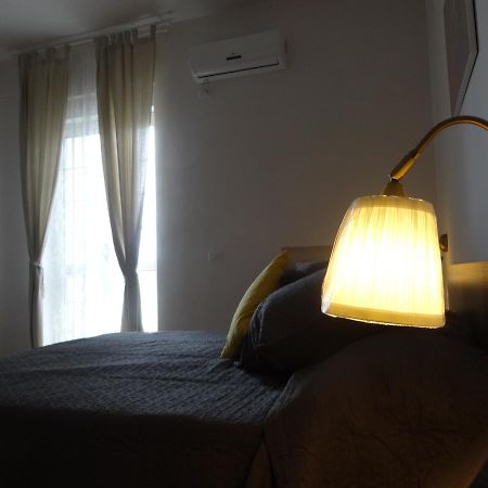 Hotel Little Hot@L Pompeja Zewnętrze zdjęcie
