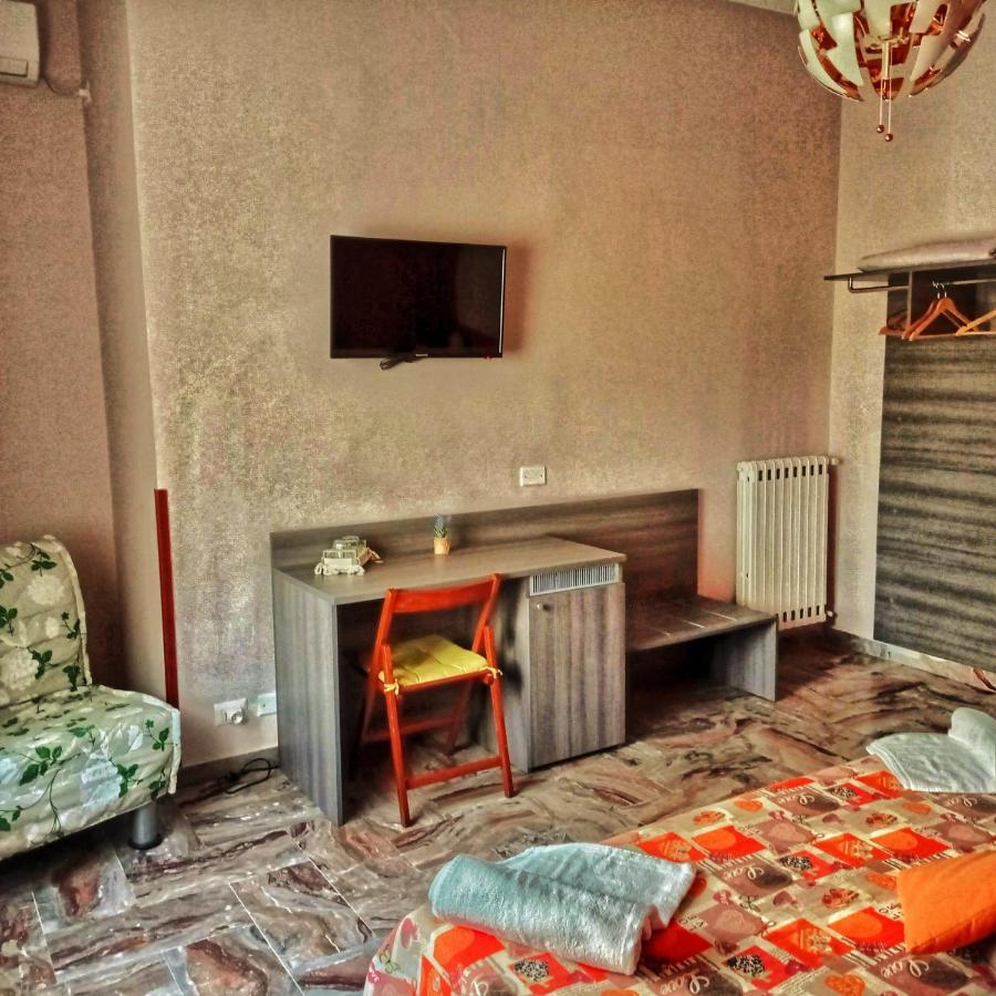 Hotel Little Hot@L Pompeja Zewnętrze zdjęcie