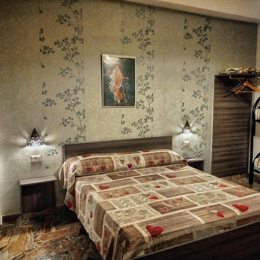 Hotel Little Hot@L Pompeja Zewnętrze zdjęcie