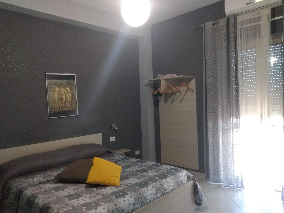 Hotel Little Hot@L Pompeja Zewnętrze zdjęcie